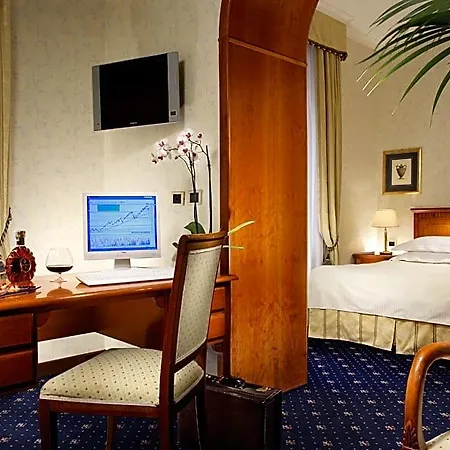Unaway Empire 4*
